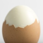 ゆで卵って冷蔵庫とか常温でどのくらい日持ちするの？？半熟だと危険！保存方法や保存期間をわかりやすく説明♪